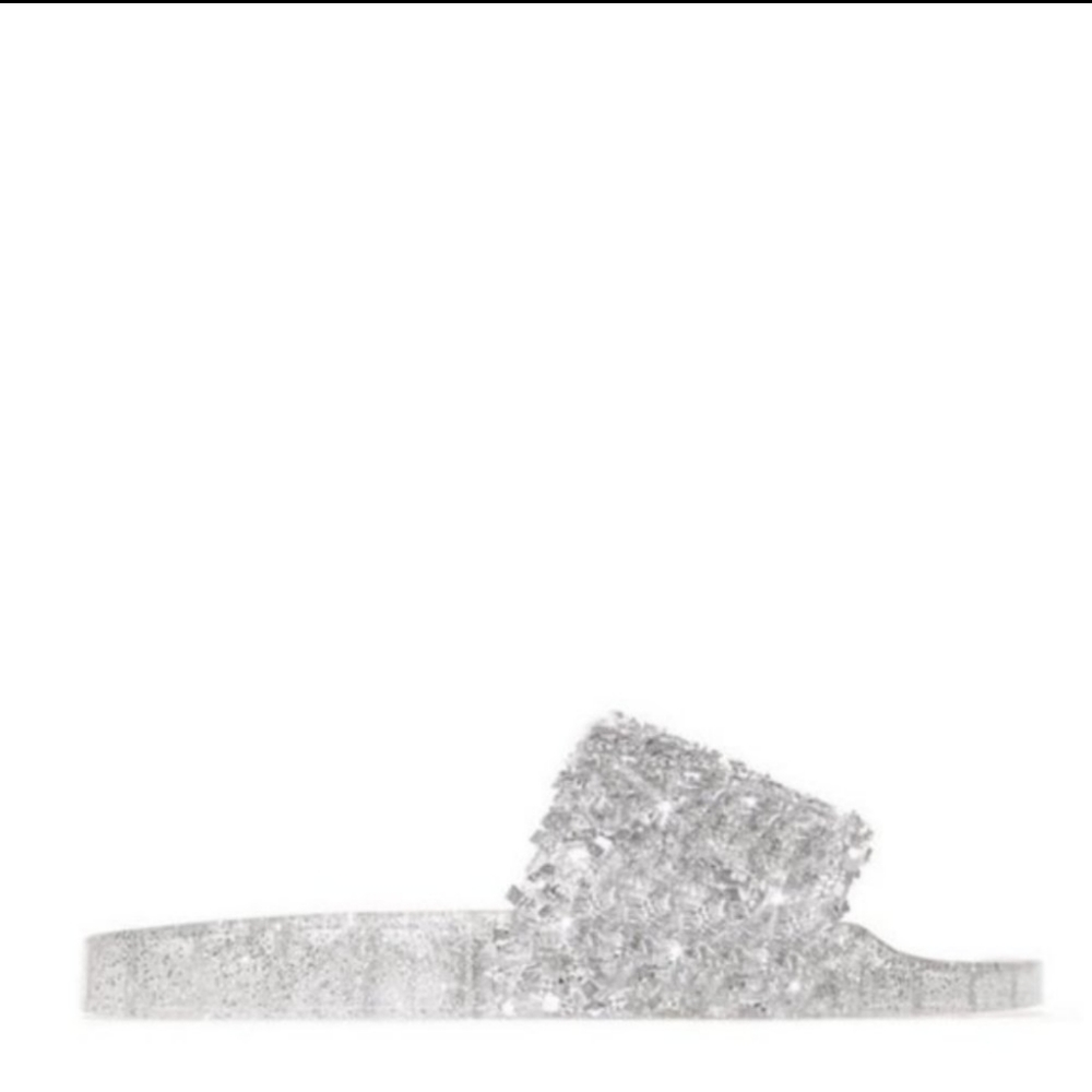 🖤 LAST ONE 🖤 8.5 Silver Sequin Glitter Slides - Picture 3 of 5